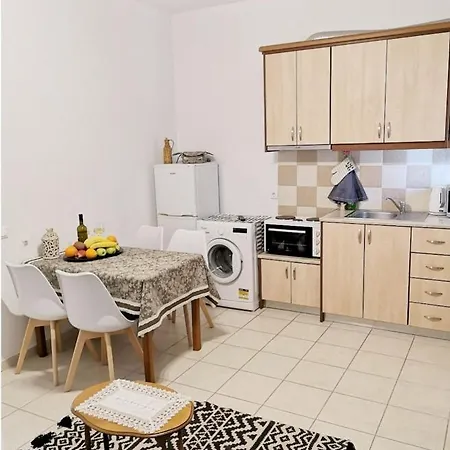 Thira Villa Perissa (Santorini)