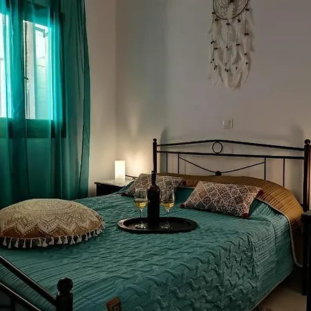 Villa Thira