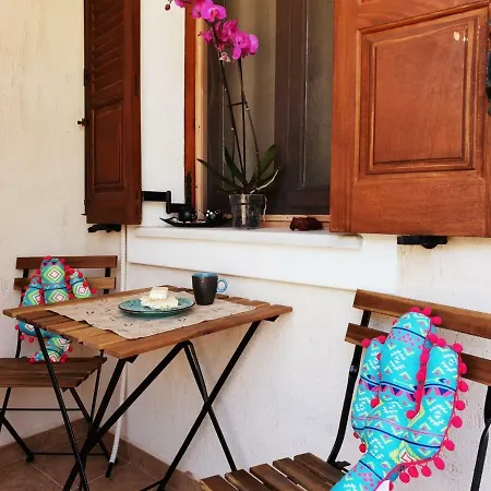 Villa Thira *